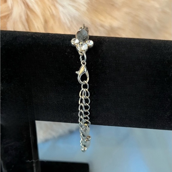 ***NOT FOR SALE*** New Mickey Mouse Diamond Simulant Bracelet - Picture 3 of 3